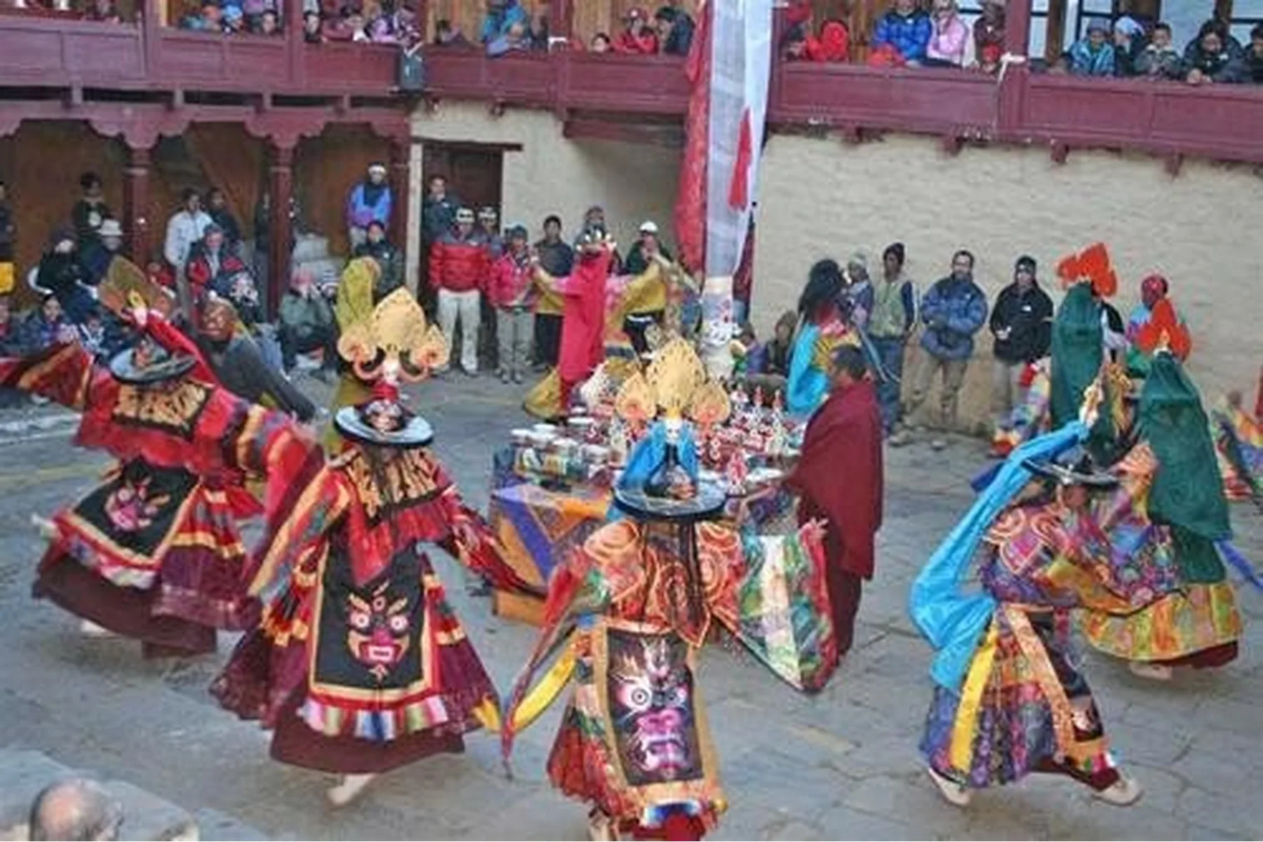 mani rimbu festival tour