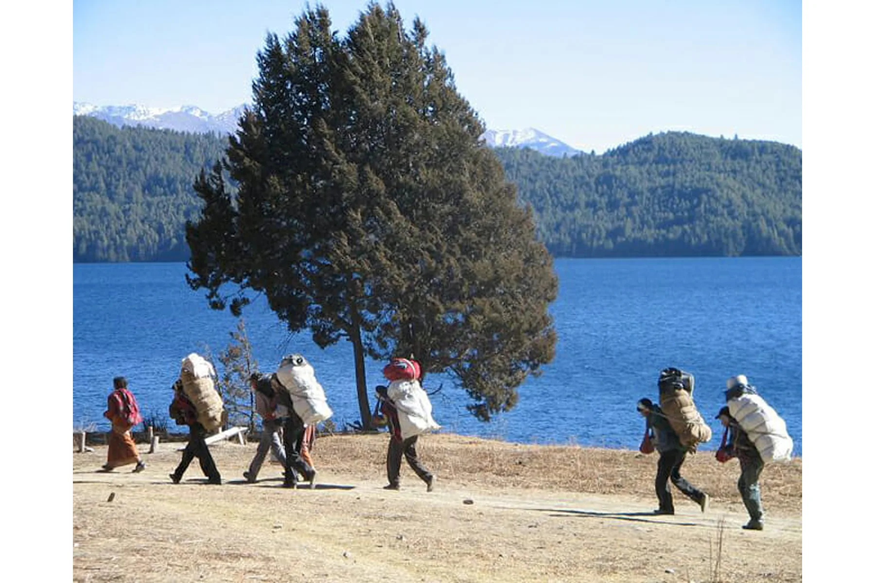 Rara_lake_trekking