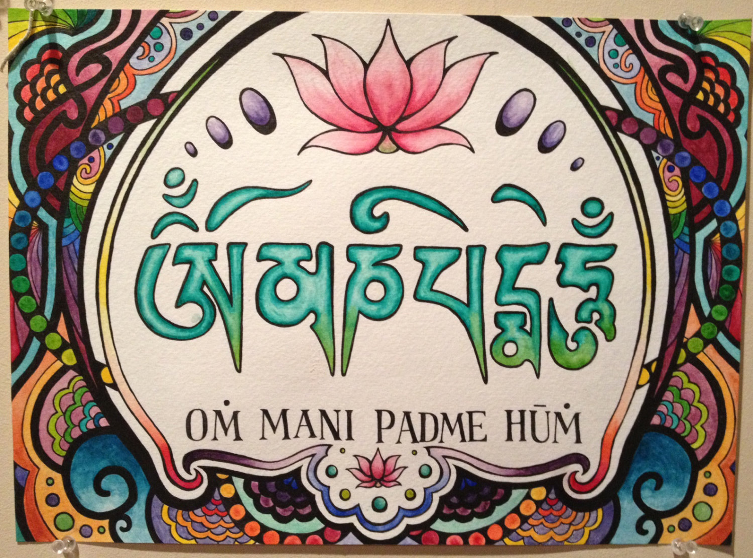 Mantra Om Mani Padme Hum oranger Brokat Nepal Tibetischer Wandbehang 
